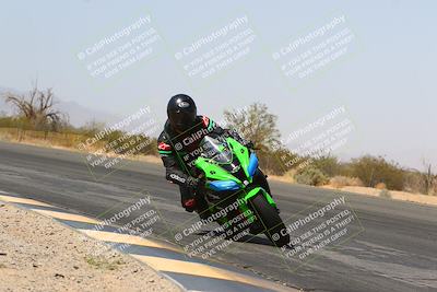 media/Mar-28-2022-Superbike Trackdays (Mon) [[b8603d0f67]]/Open Track Time/Turn 3 Inside/